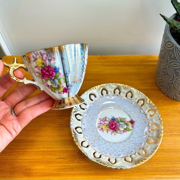 Vintage ESD Japan, iridescent tea cup and reticulated saucer set - Picture 1 of 9